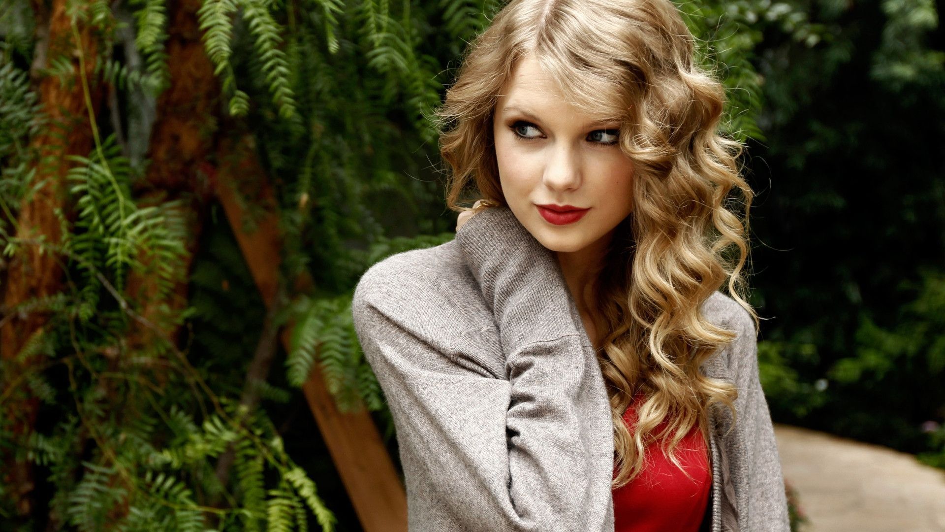 Taylor Swift Backgrounds
