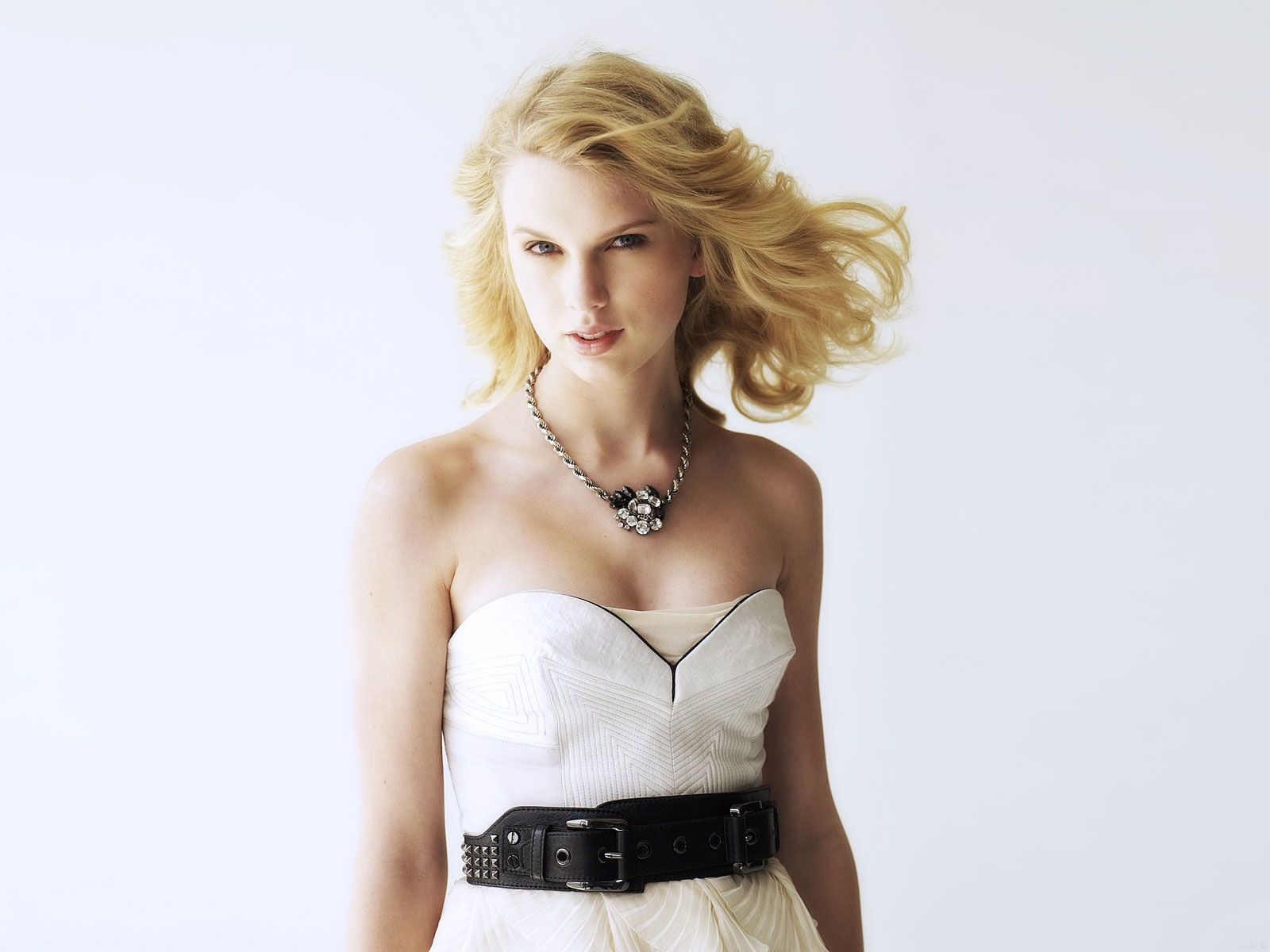 Taylor Swift 4 Wallpapers | HD Wallpapers