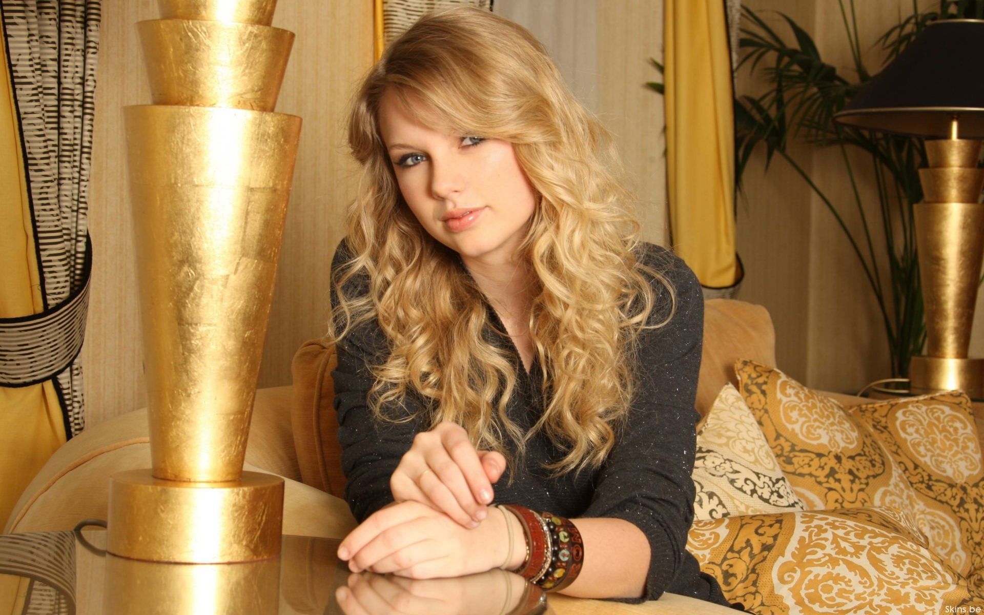 Cute Taylor Swift Wallpaper HD
