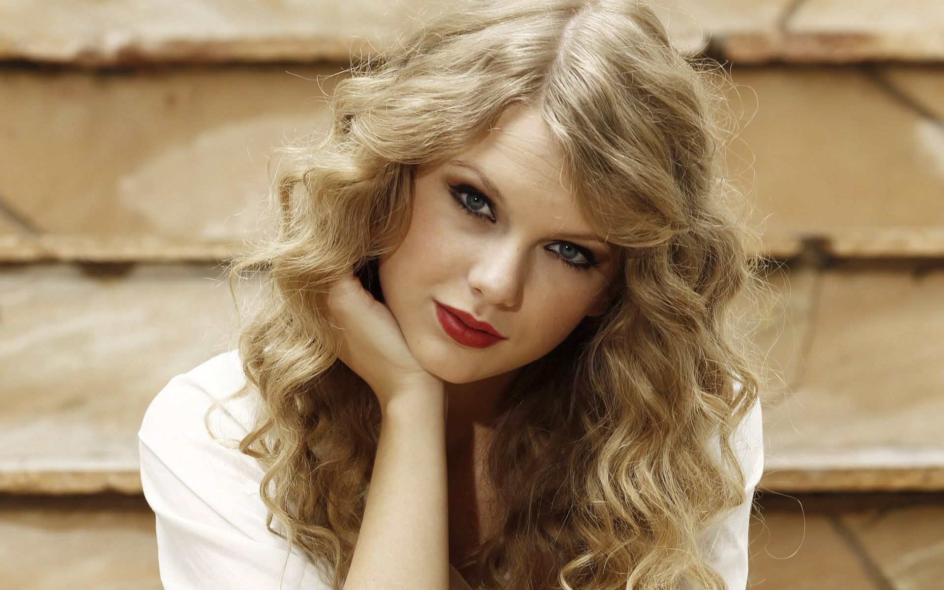 Taylor Swift Natural Beauty - 1920x1200 - Full HD 16 / 10