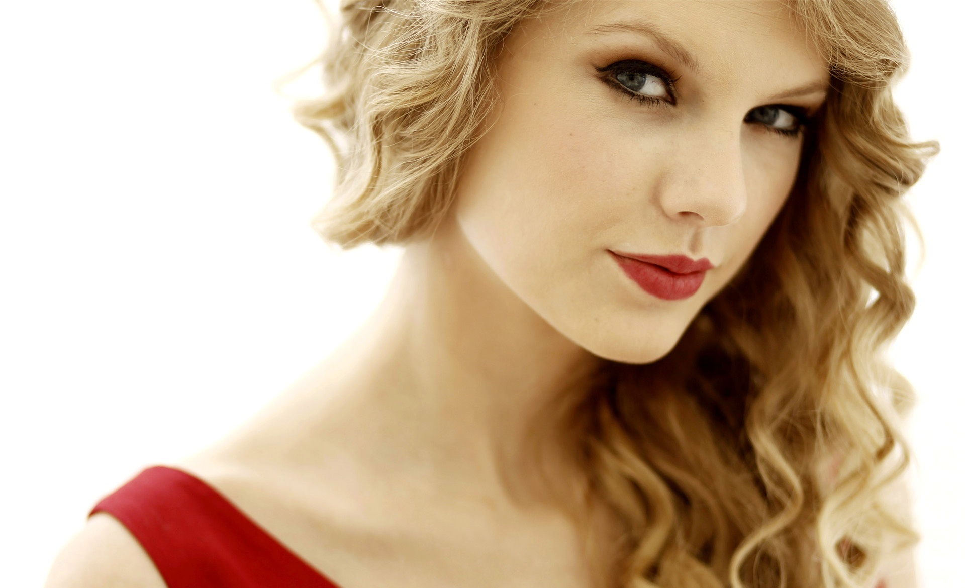 Taylor Swift HD Pics