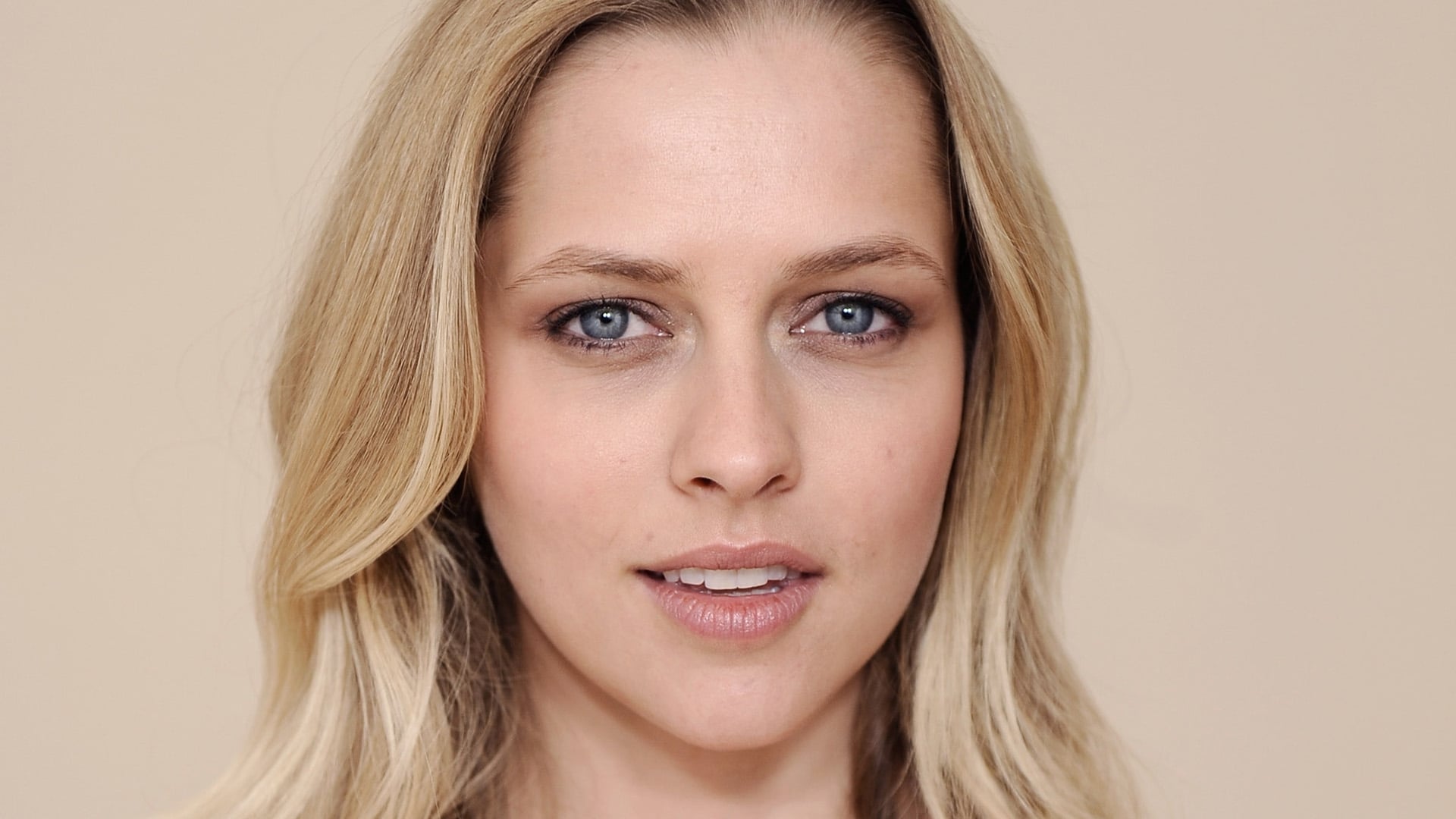 Teresa Palmer HD wallpaper and picture