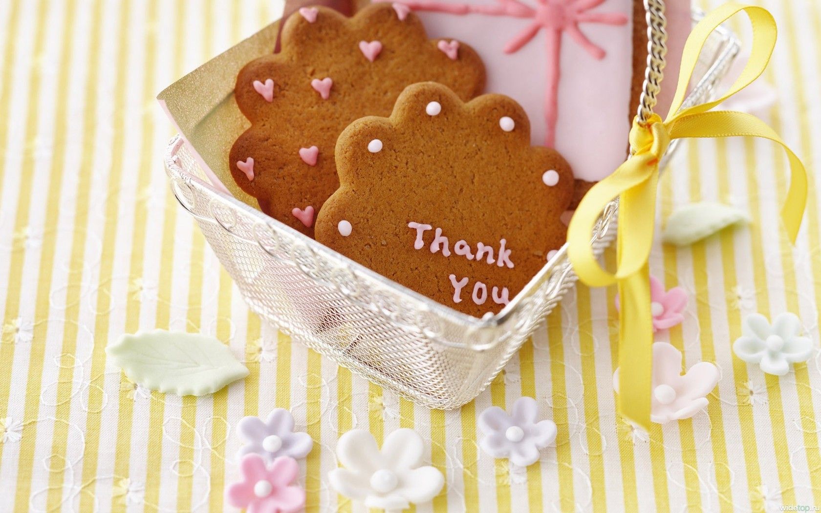 Thank You On Cookies Wallpapers - 1680x1050 - 353455