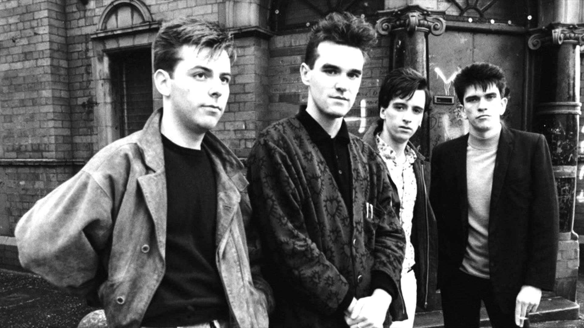 The Smiths - How Soon Is Now - I Am Human And I Need To Be Loved