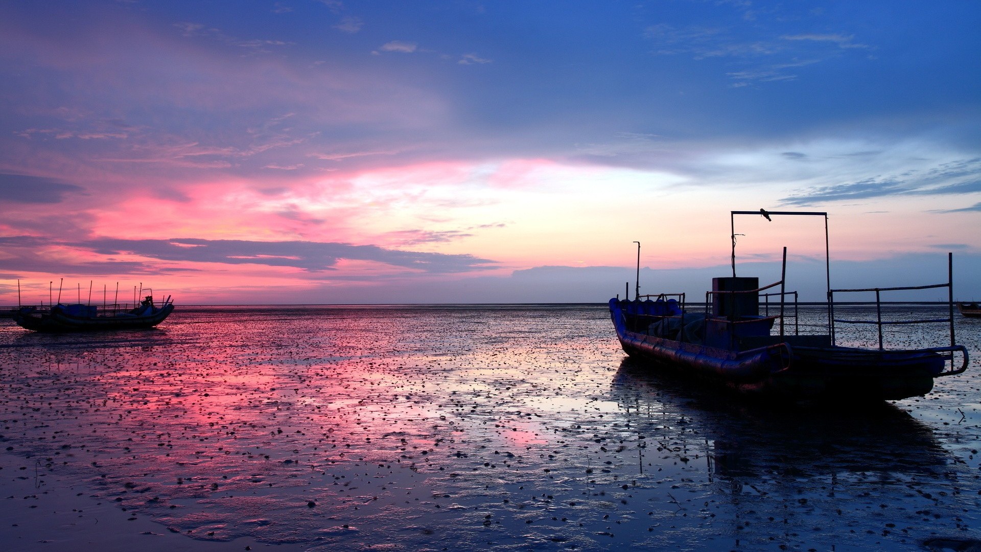 Commercial: Low Tide Beautiful Sunset Clouds Sea Boats Photography ...