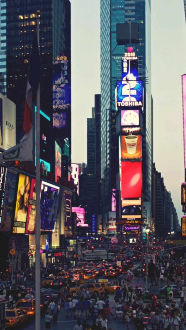 Times Square Dual Screen iPhone 5 Wallpaper | ID: 41189
