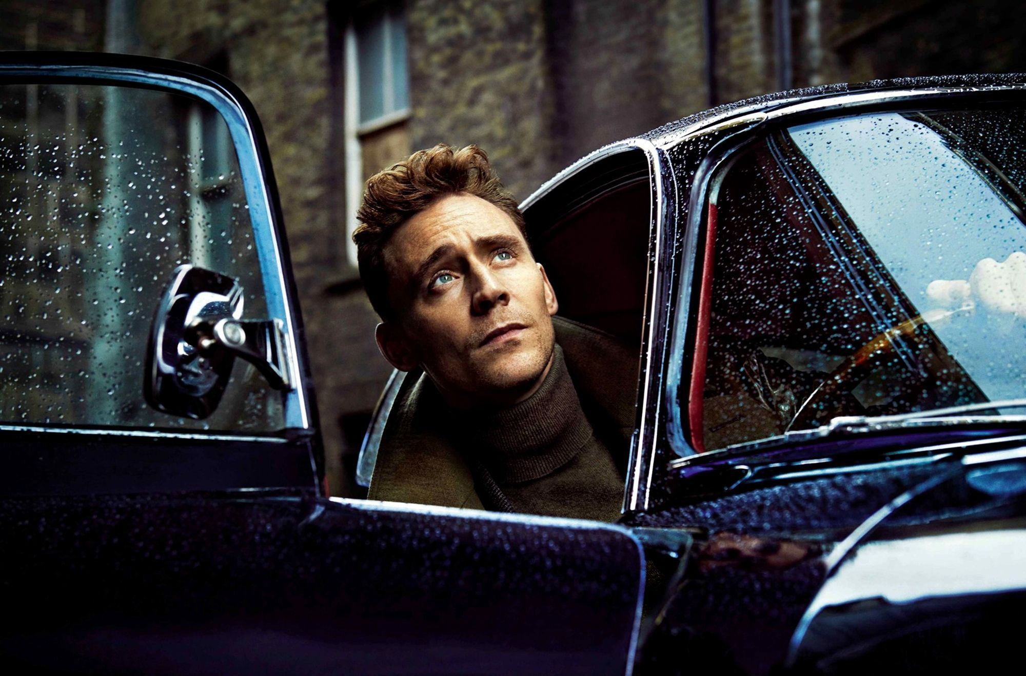 Tom Hiddleston HD Wallpaper -
