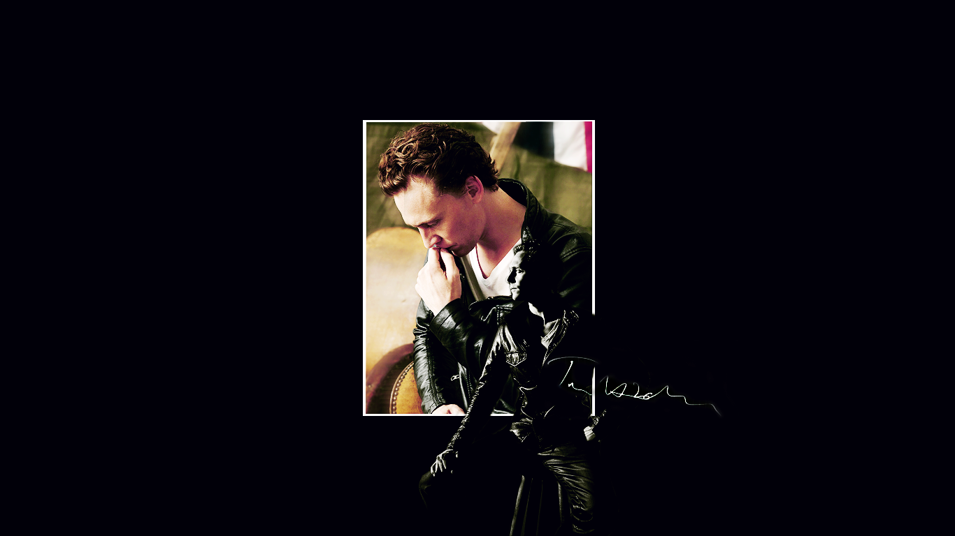 Tom Hiddleston Wallpaper by chiaratippy on DeviantArt