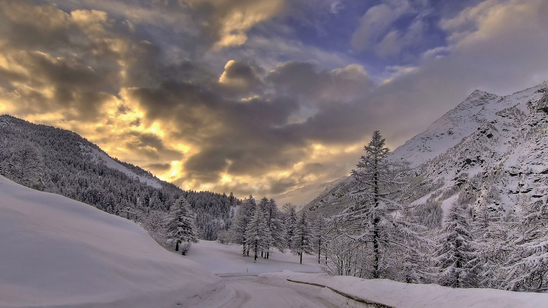 Mountains-Winter-Storm-Nature-Top-Desktop-Wallpaper-HD