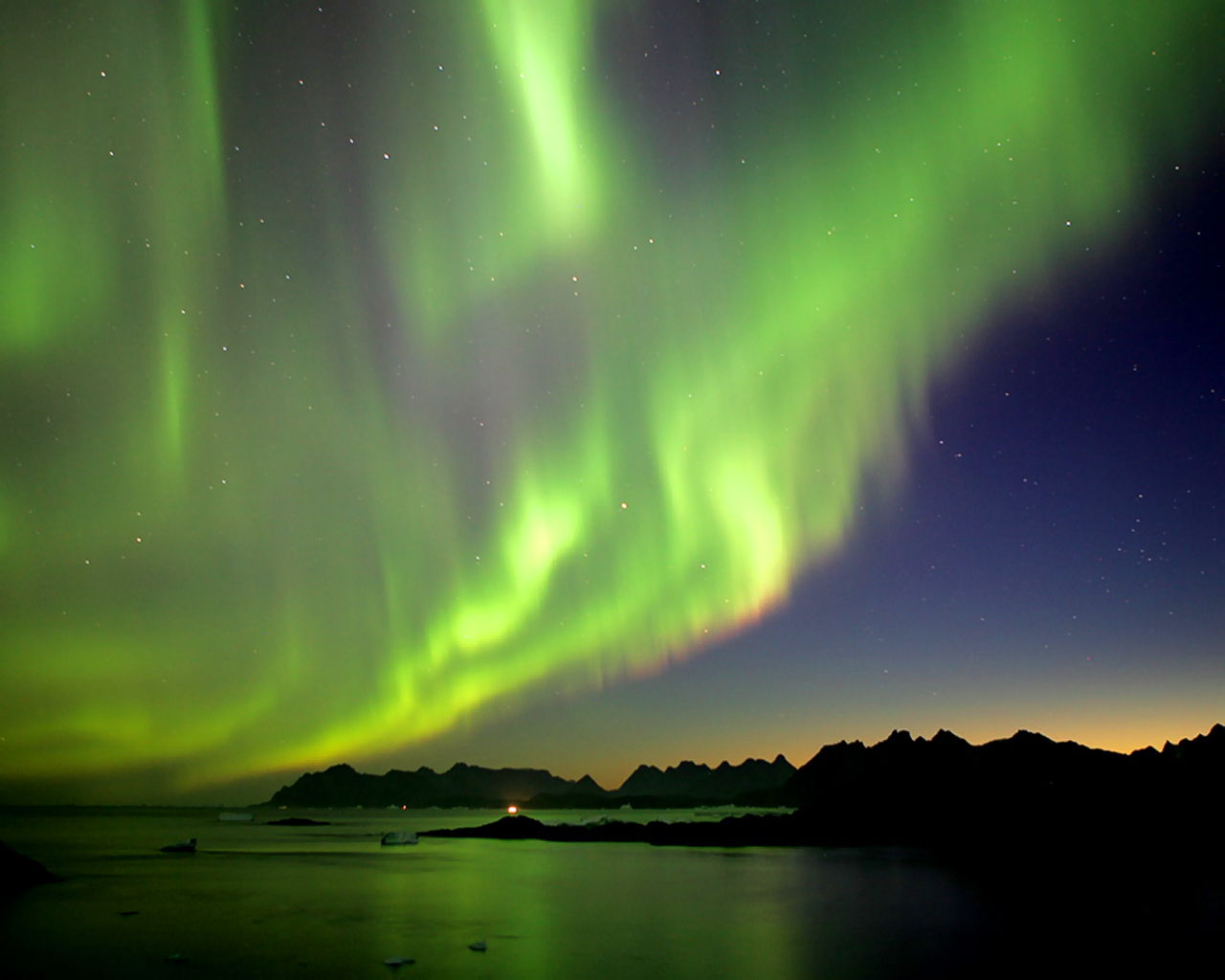 Northern Lights HD Wallpapers, Colorful Sky Lights Pictures ...