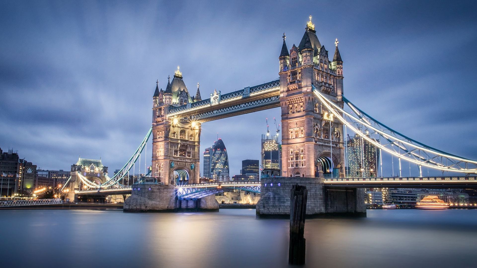Tower Bridge HD Backgrounds