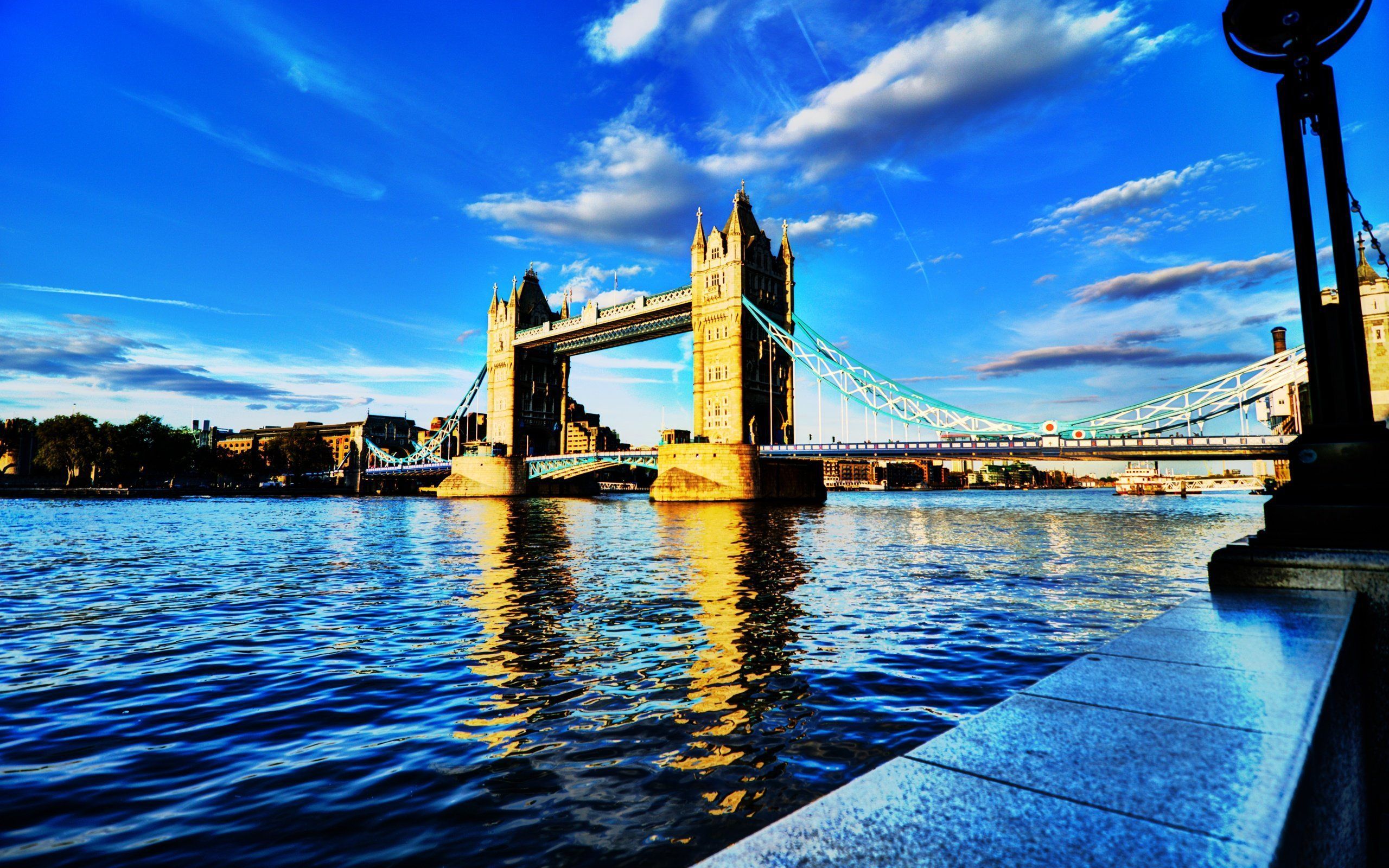 london bridge - touramaze.com