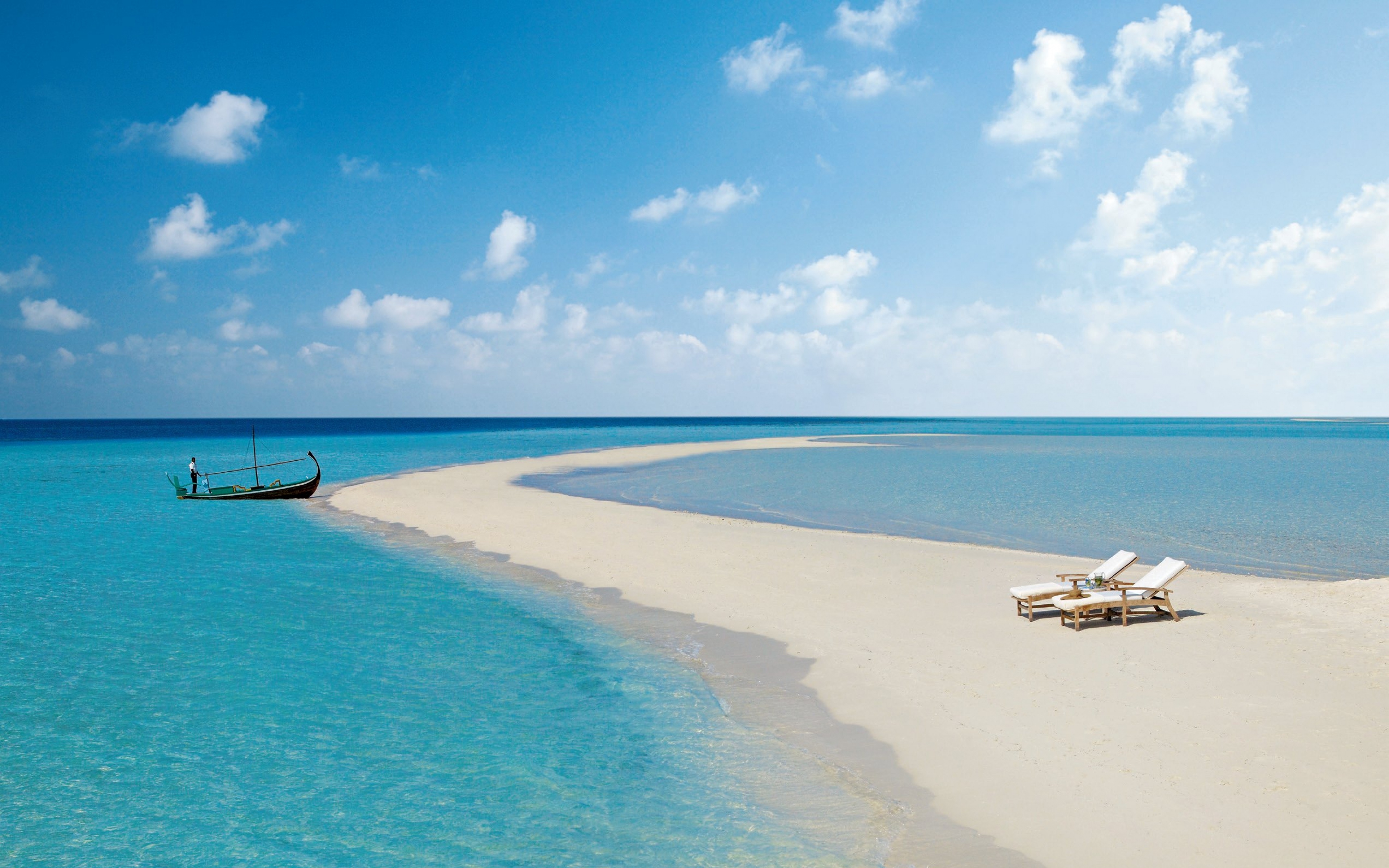 Download Wallpaper 3840x2400 Maldives, Beach, Tropical, Sea, Sand ...