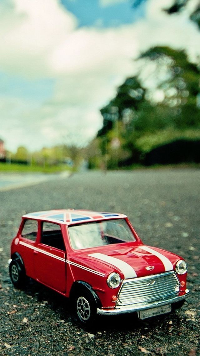 Vintage Mercedes toy car - iPhone wallpaper mobile9 iPhone 6