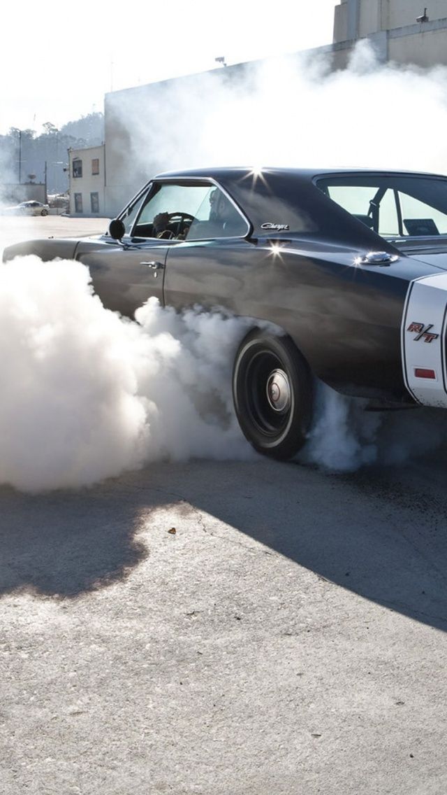 Muscle Car Burnout iPhone 5 Wallpaper | ID: 20313