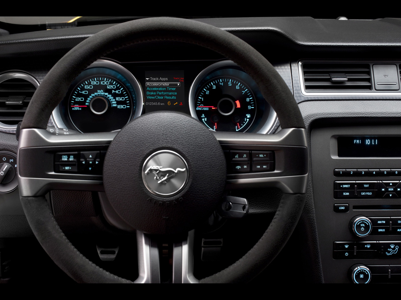 2013 Ford Mustang Boss 302 - Dashboard - 1280x960 - Wallpaper