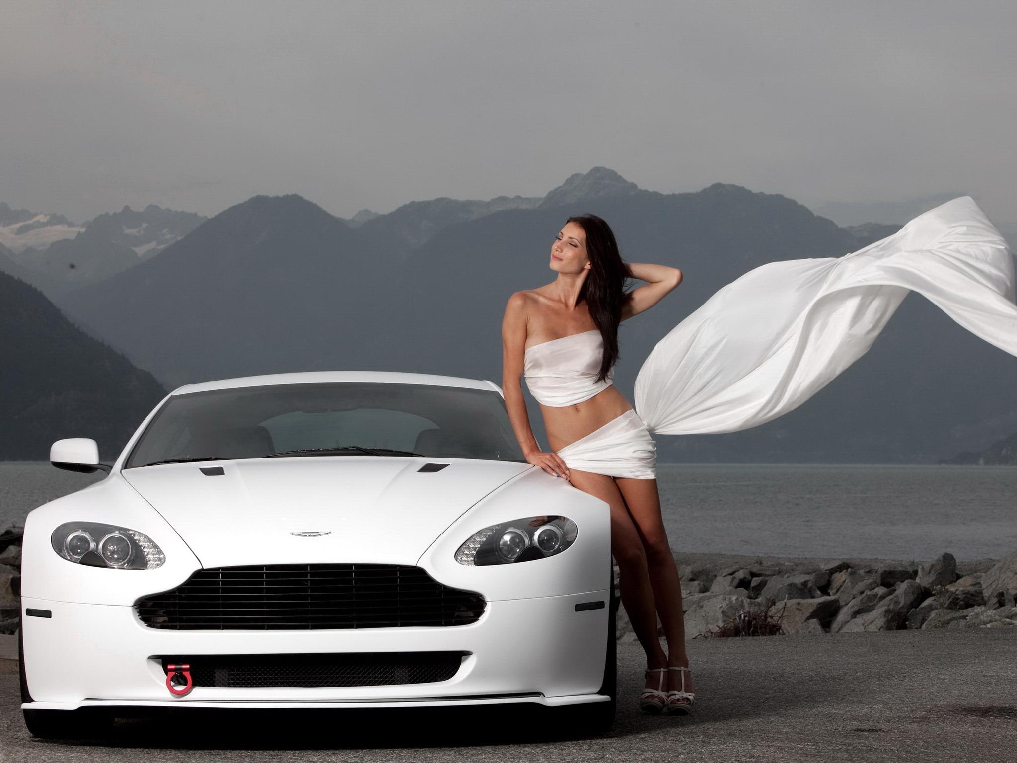 Girls with cars wallpaper Group (27+)