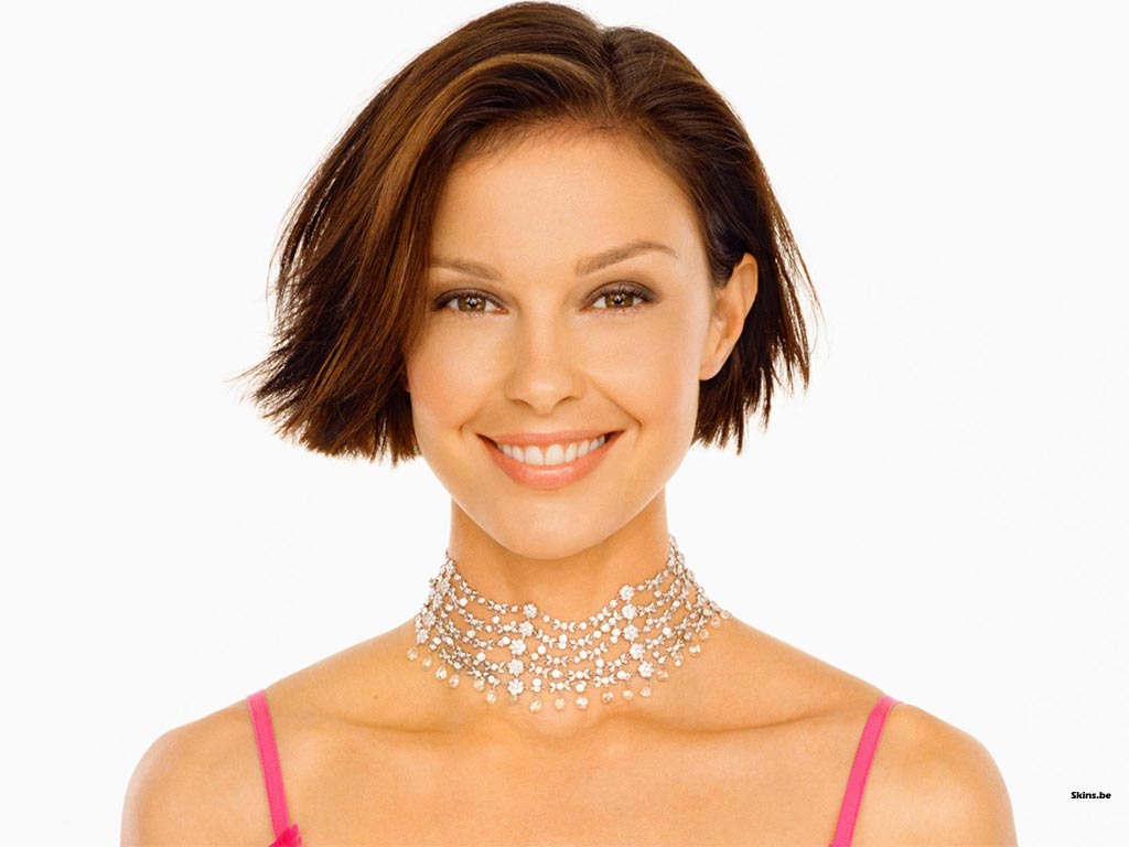 Cute Ashley Judd Wallpaper | Full HD Pictures