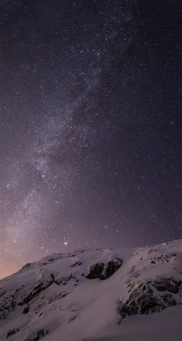 Download All the Latest iOS 8 Wallpapers for iPhone and iPad!