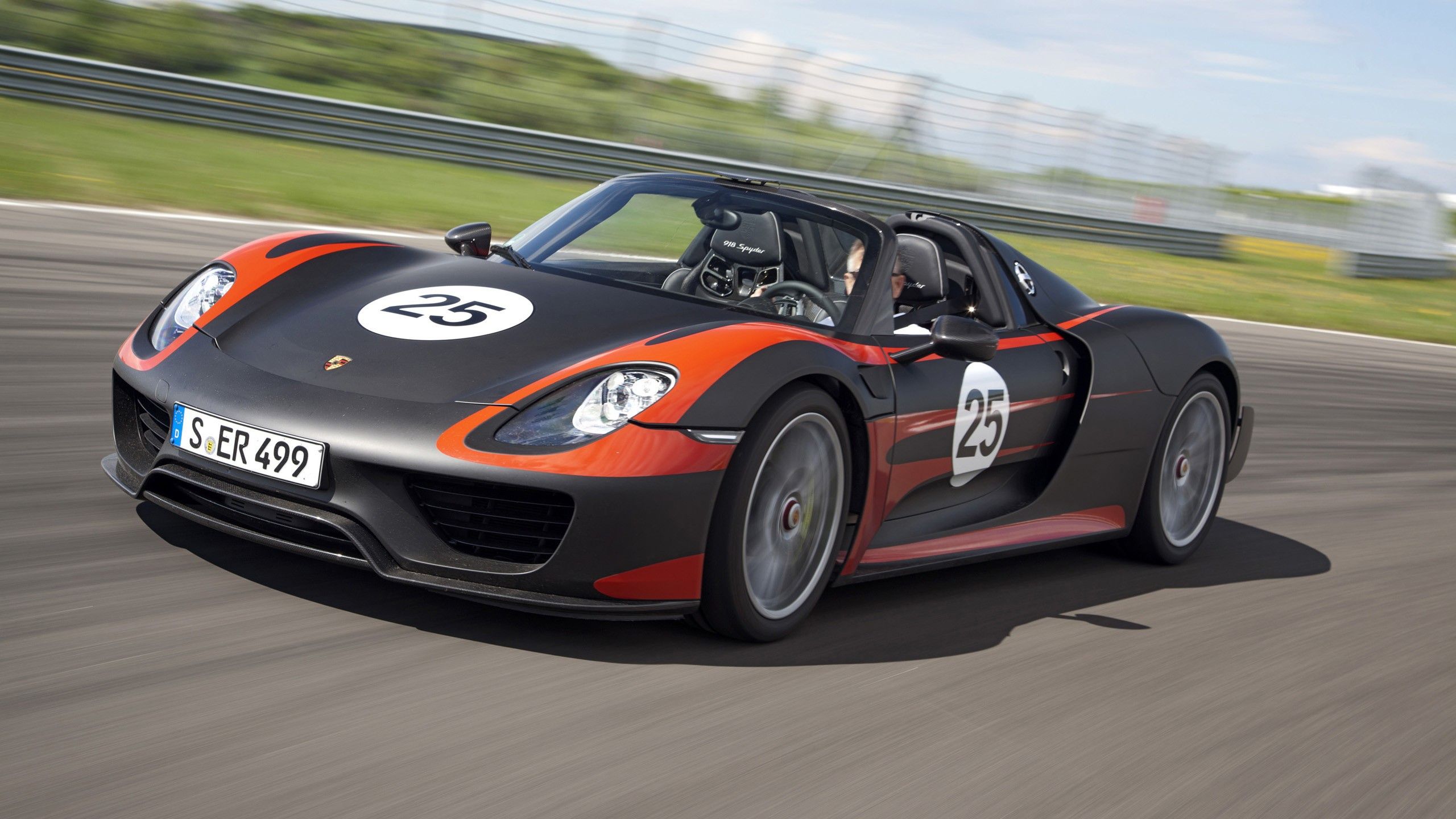 Download Wallpaper 2560x1440 Porsche 918, Auto, Speed, Sports car ...