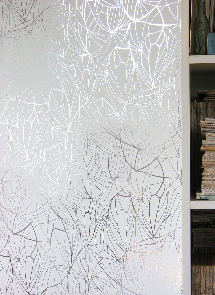 LEAF silver white metallic wallpaper by Erica Wakerly – Modern ...