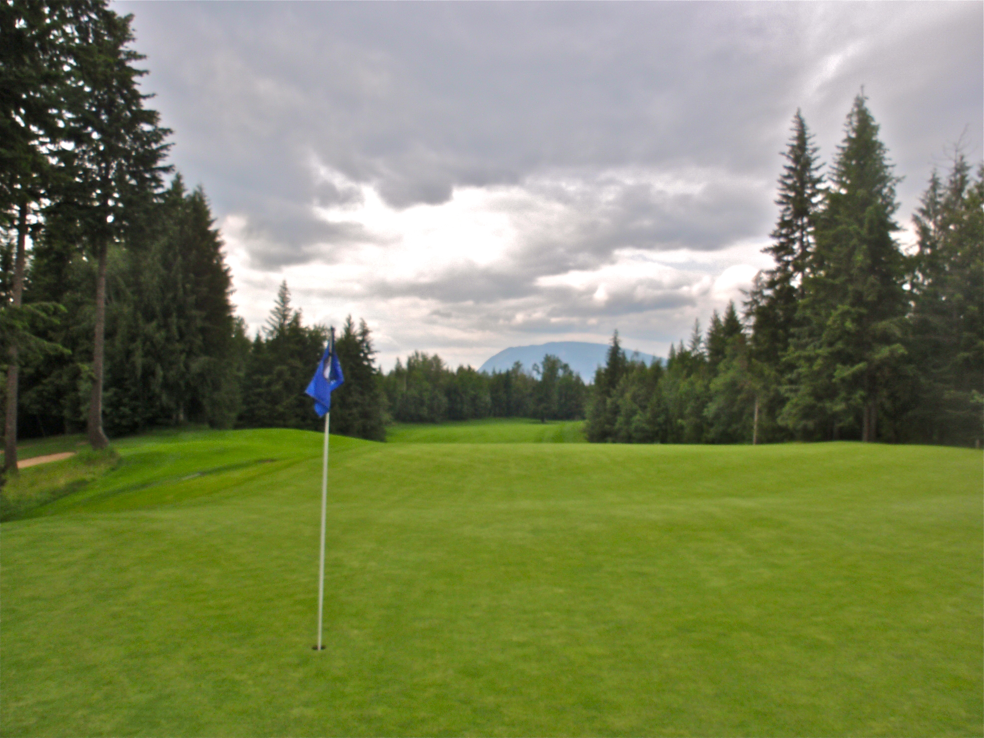 Golf Course Review: Salmon Arm Golf Club, Salmon Arm, British ...