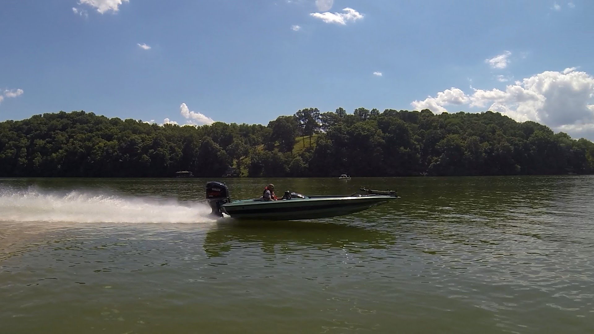 80mph Bullet Bass Boat and GoPro Hero 3 Black Test footage 1080@60 ...