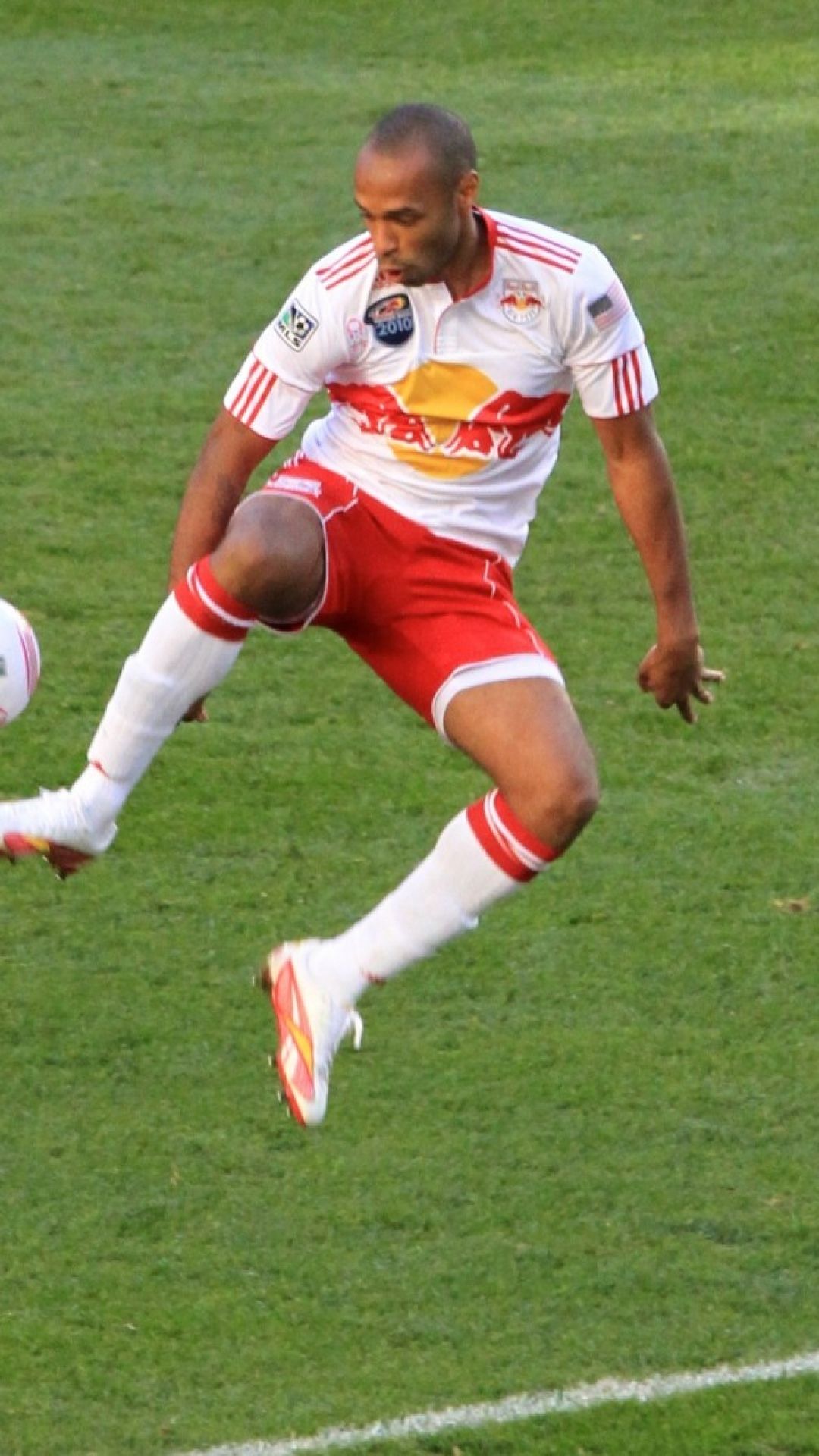 Download Wallpaper 1080x1920 Thierry henry, New york red bulls ...
