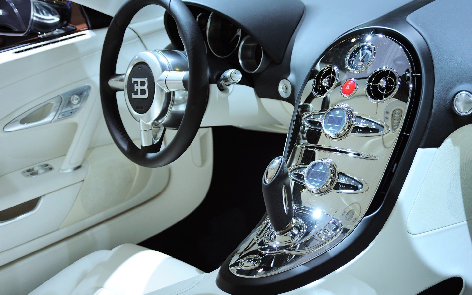 Bugatti-Veyron-for-Dubai-Wallpapers-Images (1) | Sense The Car