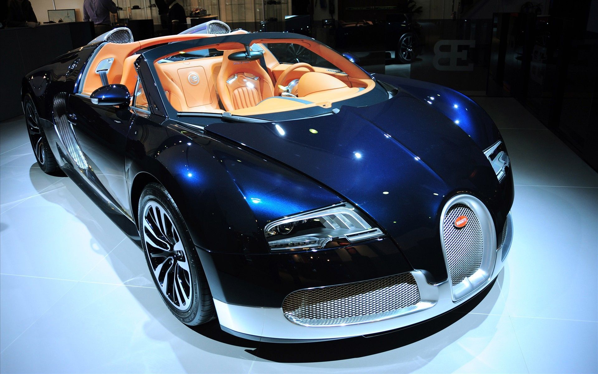 Bugatti Veyron for Dubai Wallpapers Images 8 Sense The Car