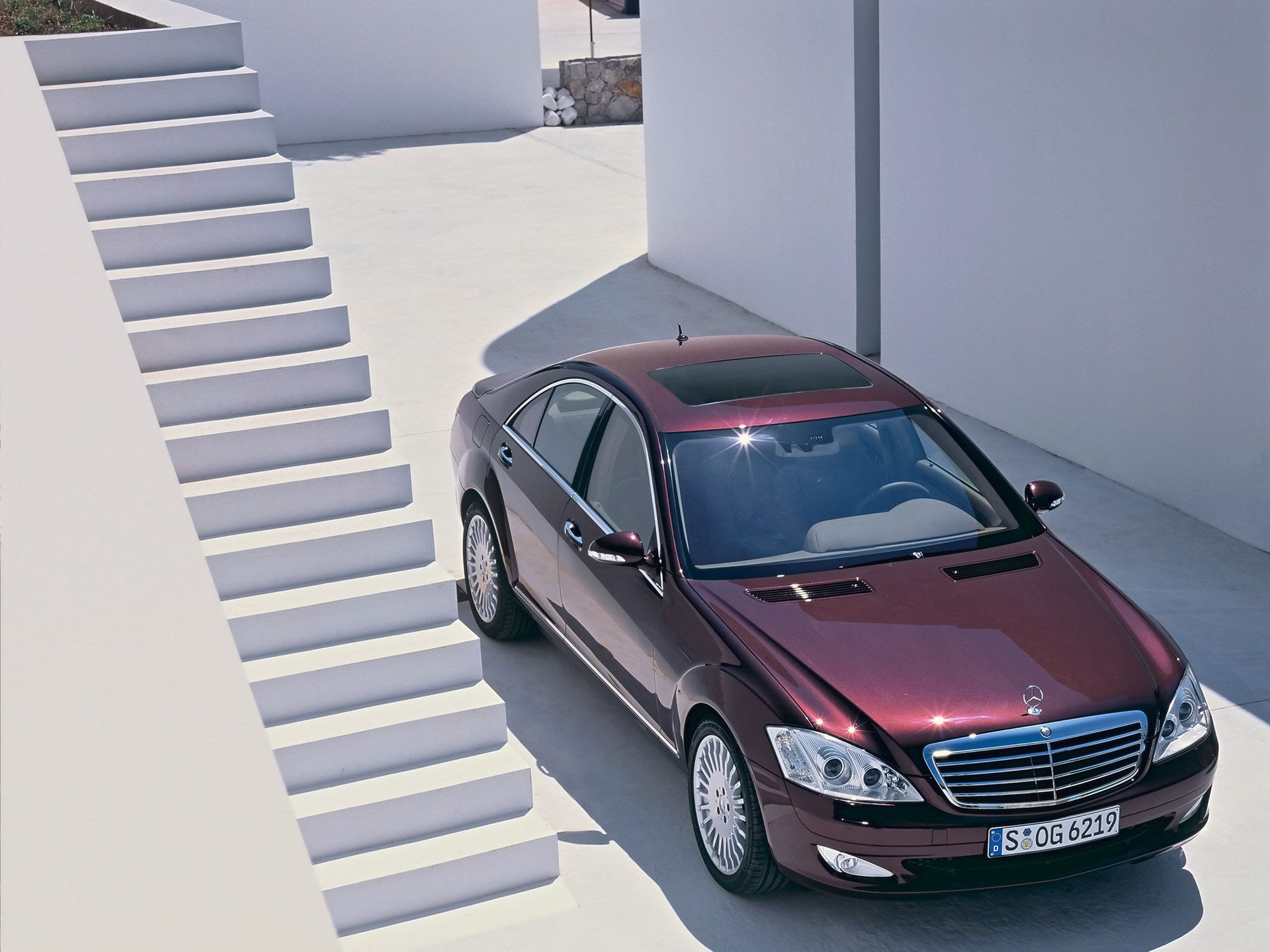 2006 Mercedes Benz S Class - Maroon - Front Angle - Top