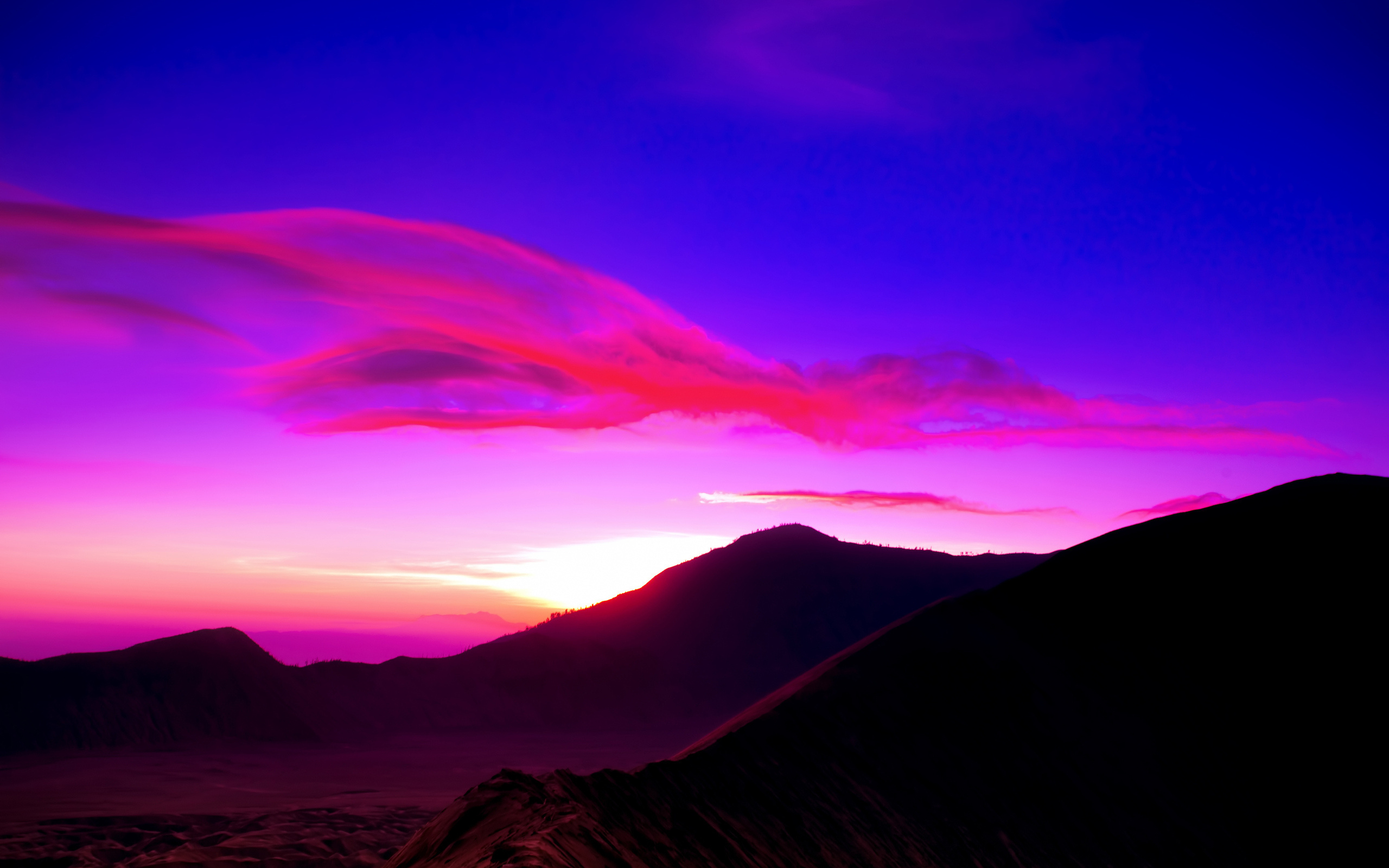 Mount Bromo Indonesia Purple Sunset Wallpaper