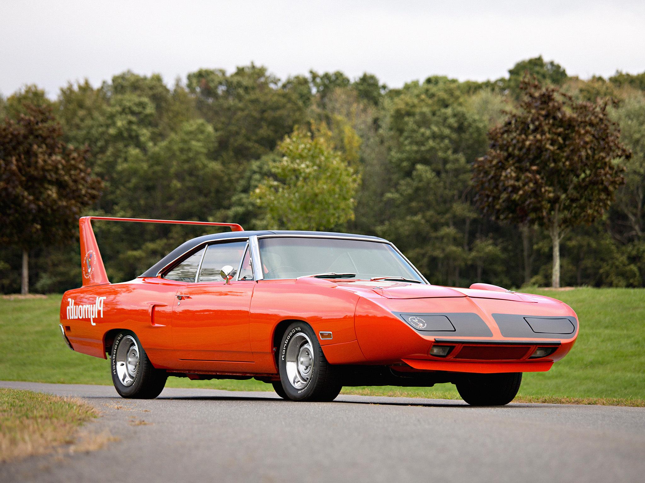 Plymouth Road Runner Superbird Muscle Car Red #Mha