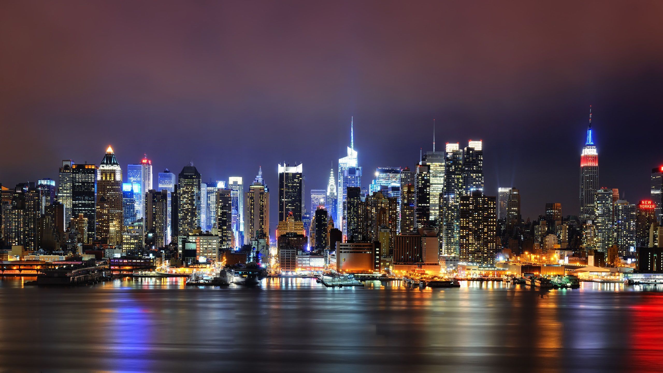 New York At Night 2560x1440 wallpaper