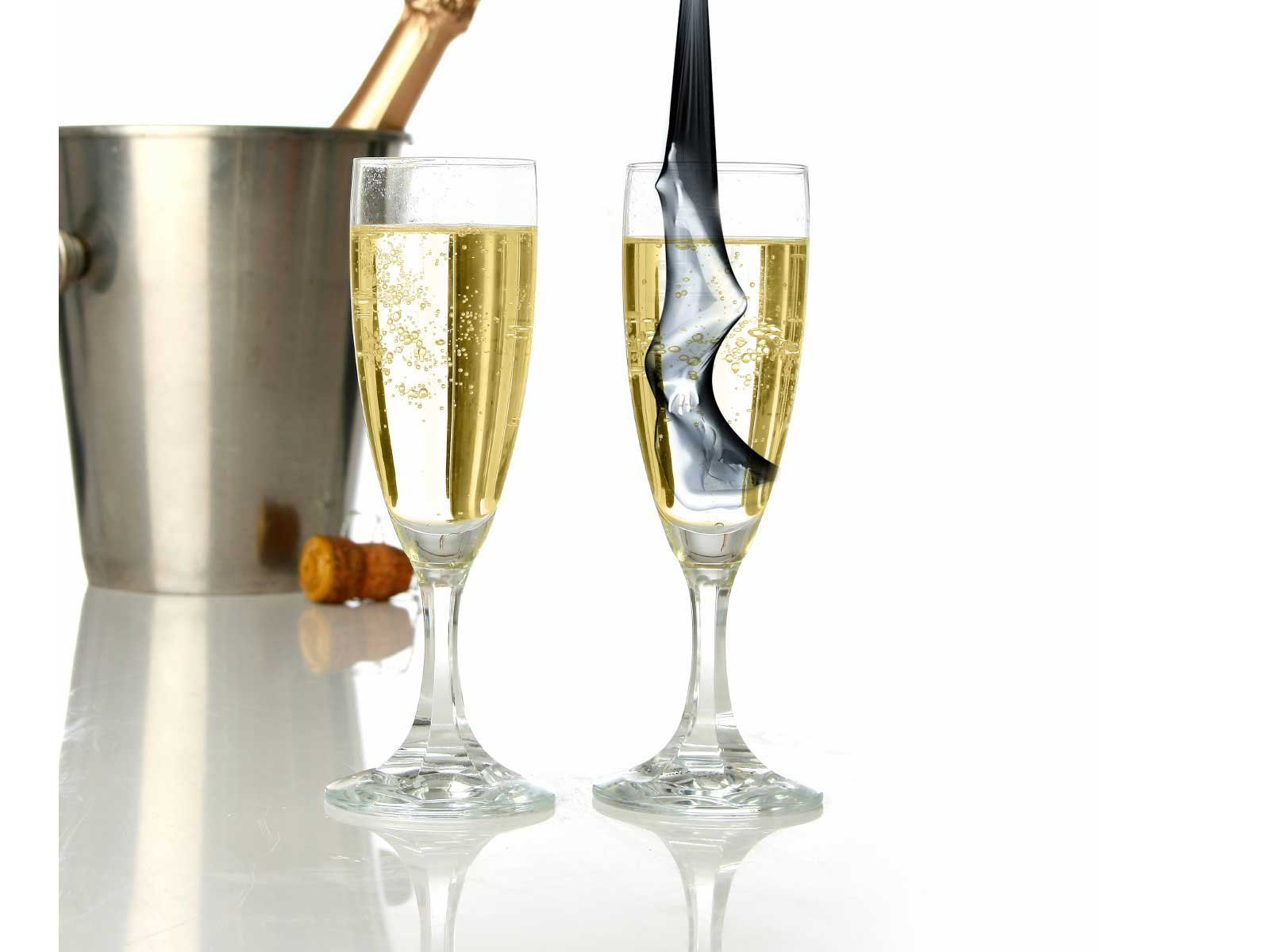 Wallpapers Champagne Glass Free 1600x1200 | #121829 #champagne glass