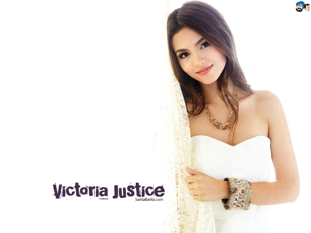 Victoria Justice Wallpaper