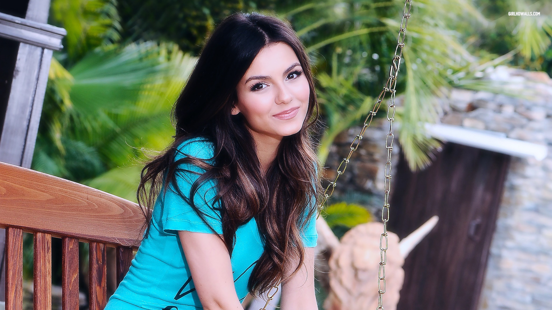 Victoria Justice Wallpapers High Quality | Download Free