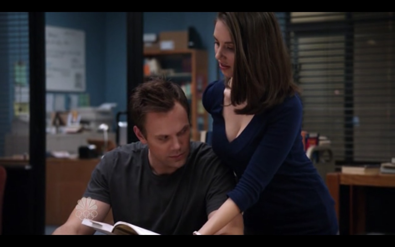 Community, and Romance in Sitcoms | 240 Films