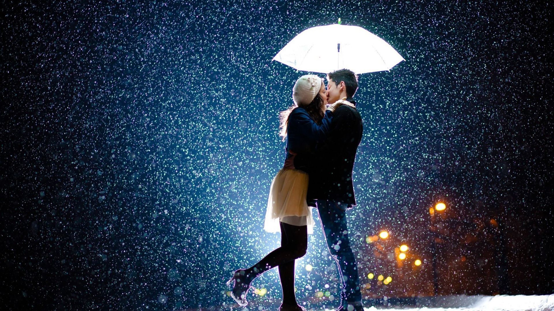 Download Wallpaper 1920x1080 Couple, Love, Kiss, Snow, Umbrella ...
