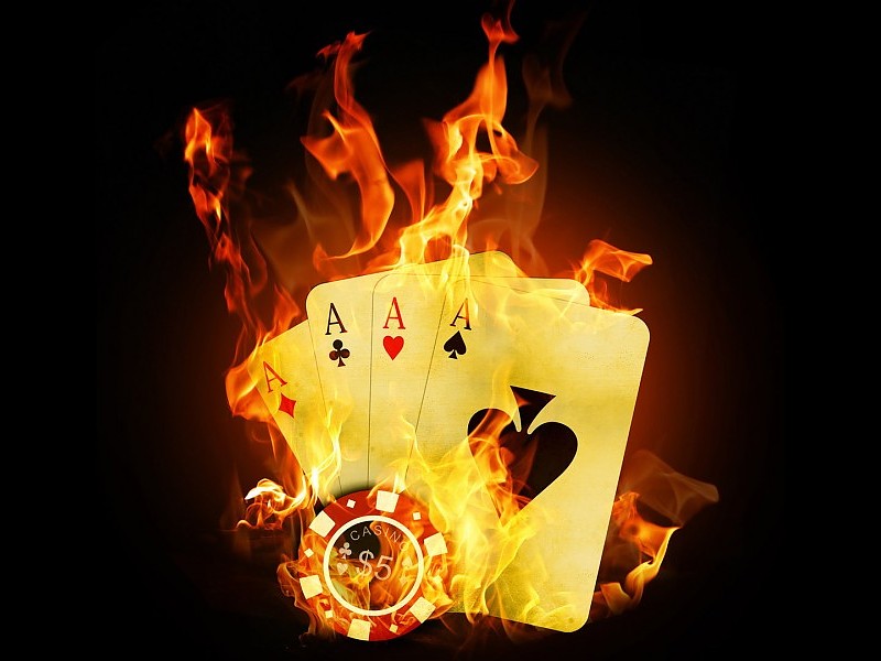 Flaming Poker Cards wallpaper free desktop backgrounds and wallpapers