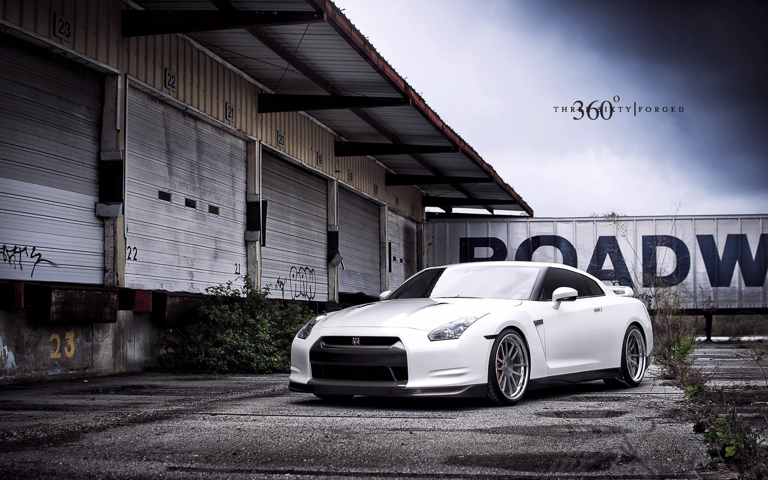 Nissan GT-R R35, Tuning, White Car - HD wallpapers