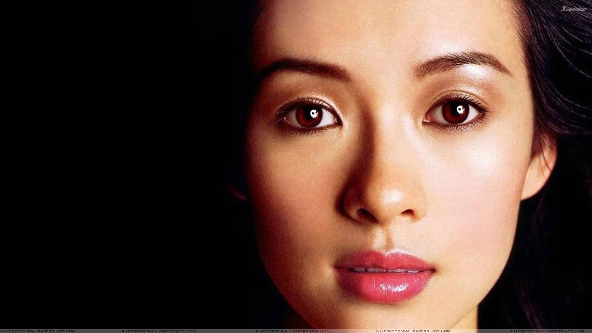 Zhang Ziyi Smiling In White Top Cute Photoshoot Wallpaper