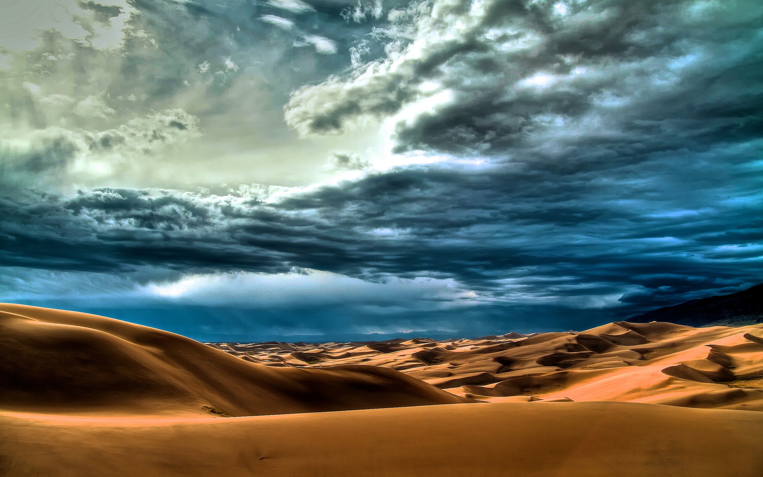 Desert Sky With Amazing Scenery Wallpapers - Zibrato