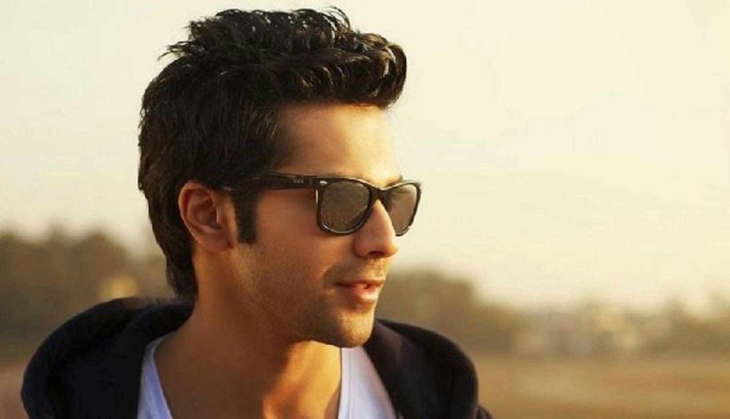 Hair Style Of Varun Dhavan / So here are the best varun dhawan hairstyles.....