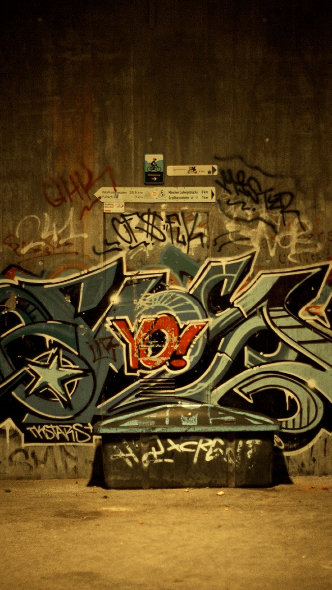 Graffiti Mobile Phone Wallpaper ID 14500