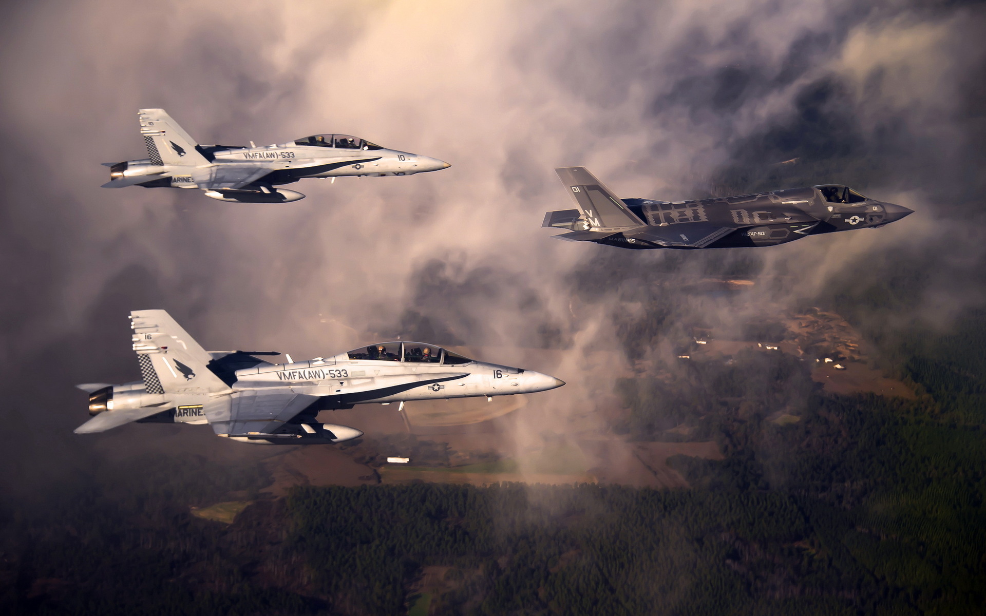 Lockheed Martin F-35 Lightning II Wallpapers HD Download