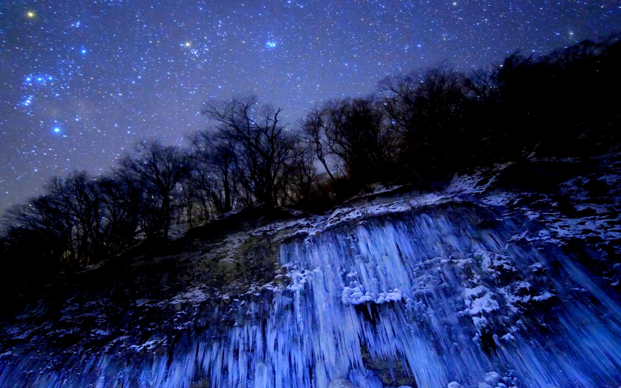 Icy Falls & Starry Night >> HD Wallpaper, get it now!