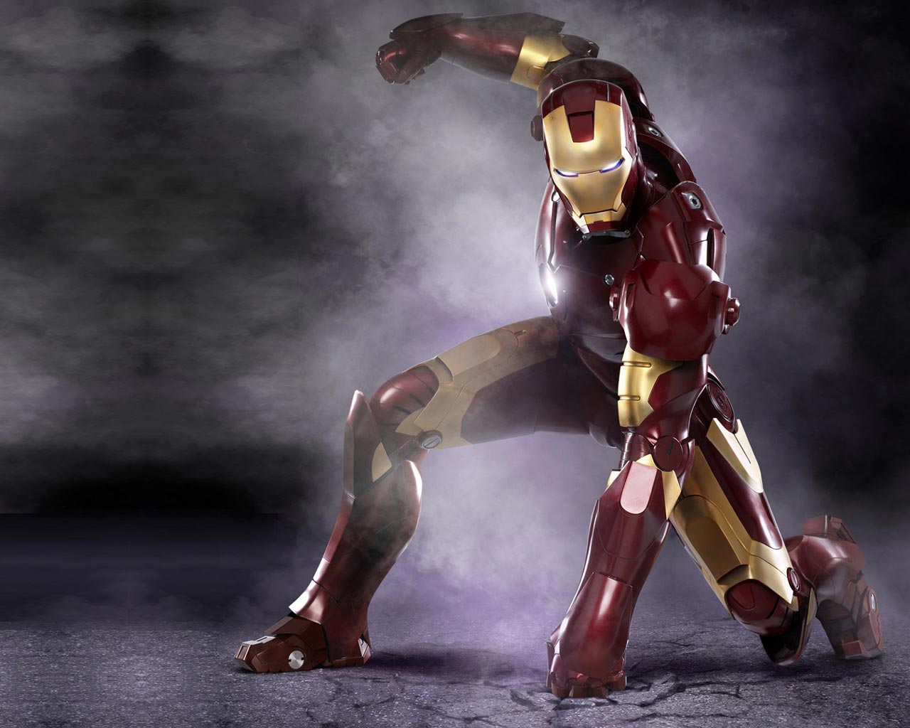Iron Man 3 Wallpaper: May 2013