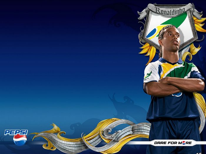Football Superstar Ronaldinho Wallpaper 36 - Wallcoo.net