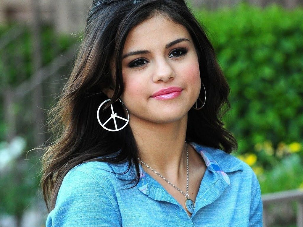 Selena Wallpaper ❤ - Selena Gomez Wallpaper (22407015) - Fanpop